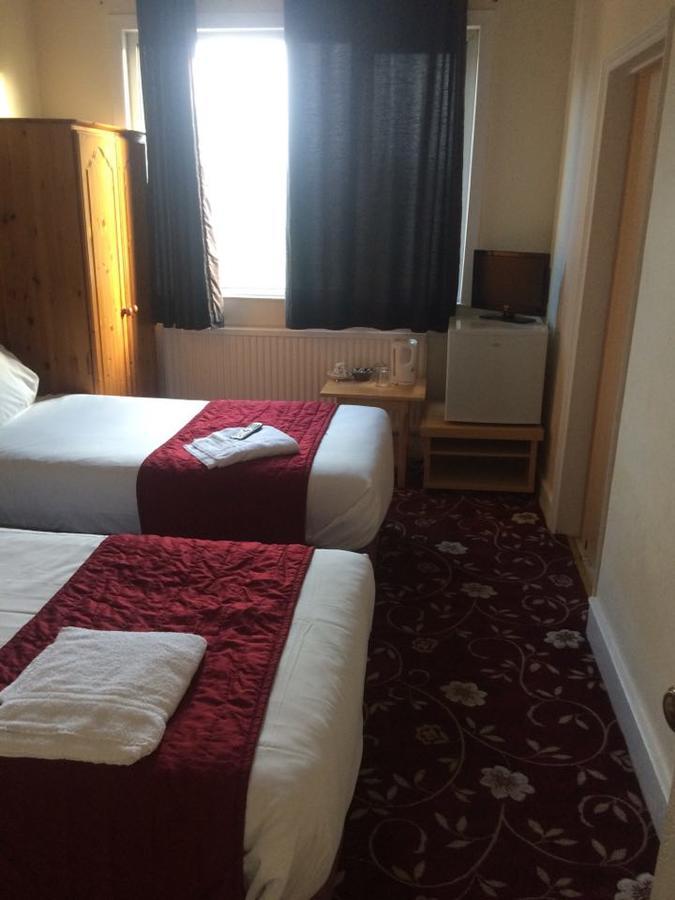Harrow Bed & Breakfast Esterno foto