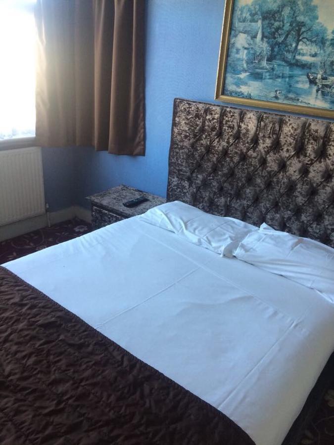 Harrow Bed & Breakfast Esterno foto